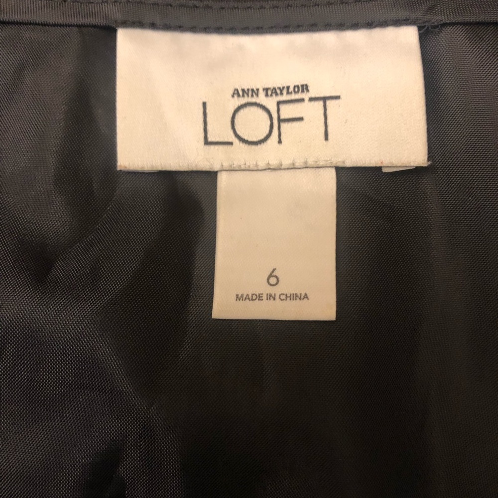Ann Taylor Loft black,blue,white Skirt size 6 - Picture 3 of 4
